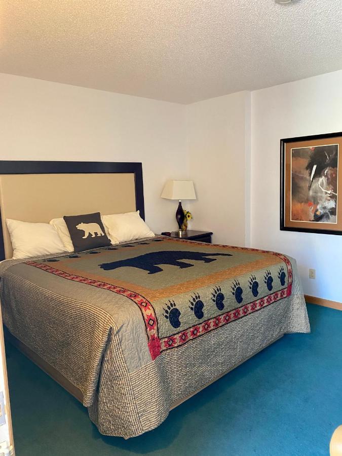 Holiday Lodge Motel 2*